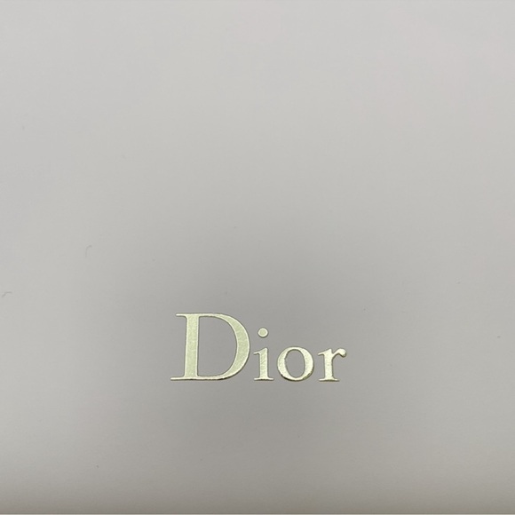 NEW DIOR BEAUTY Clutch Cosmetic Bag Shell Pink & Metallic Gold Lining - Picture 3 of 5